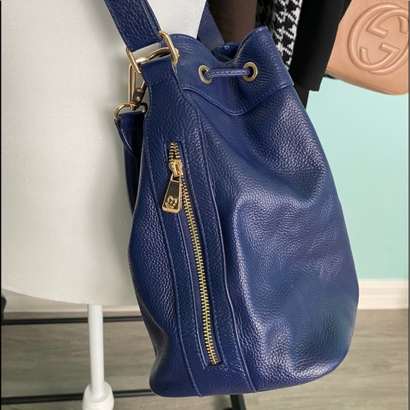 Ora Delphne Bucket Bag - Picture 4 of 4